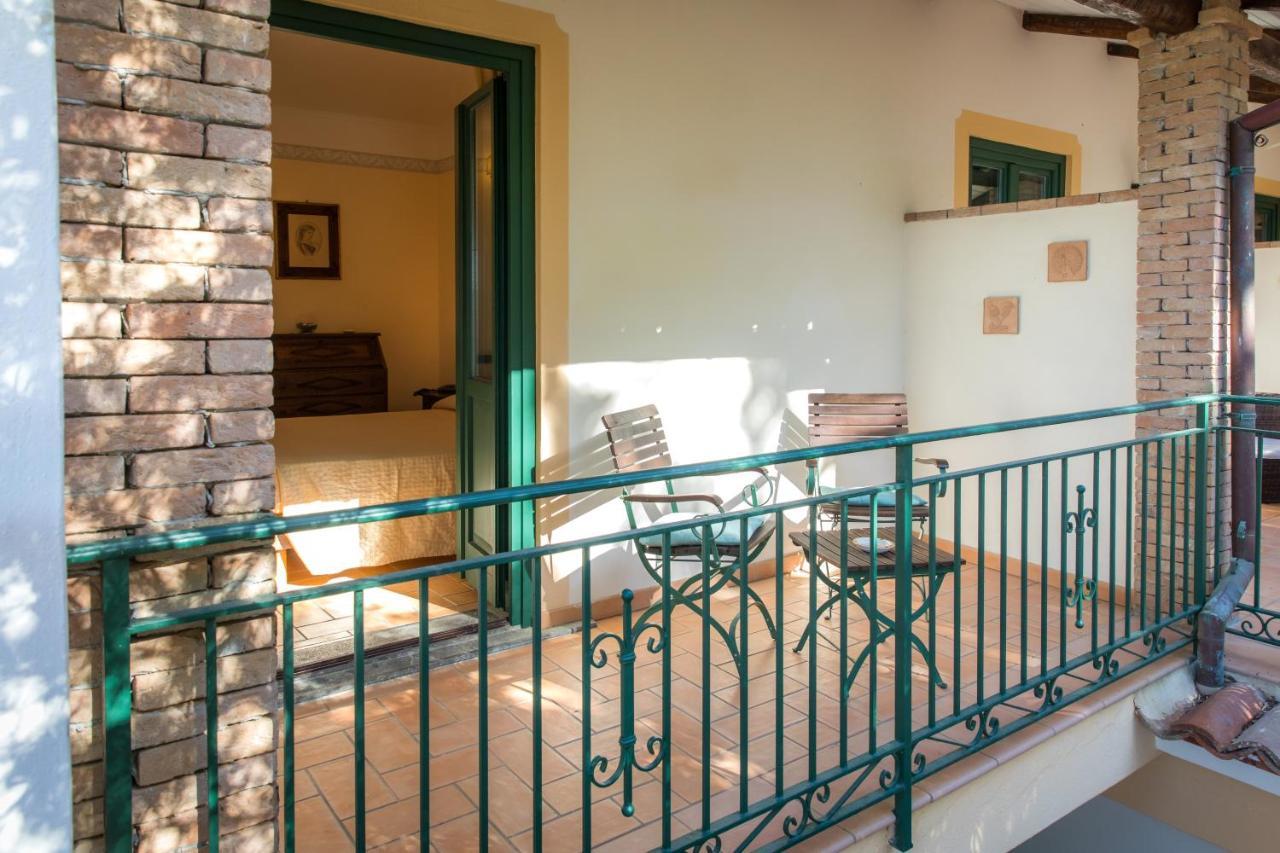 Delle Meraviglie Hotel 3*